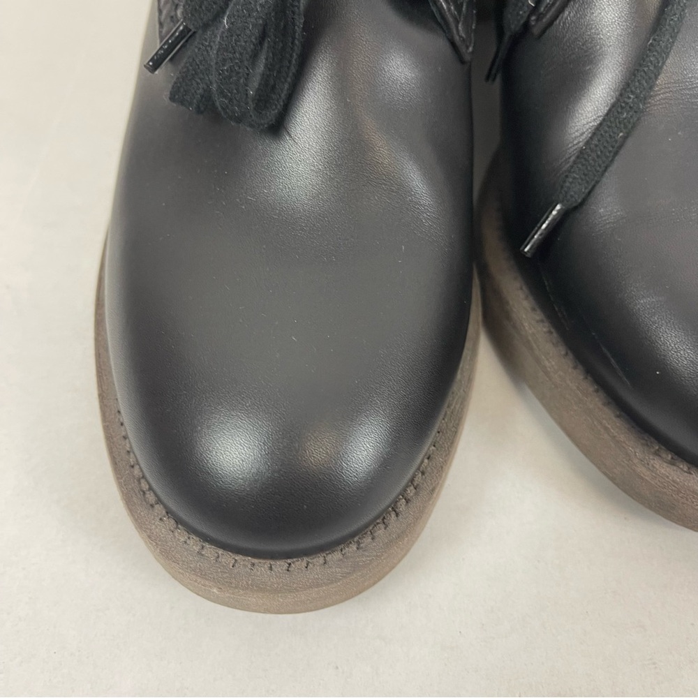 Chanel Black Leather Lace-Up Ankle Boots G31797 CC Logo Crepe Sole Sz40 US 9.5 - Picture 4 of 13
